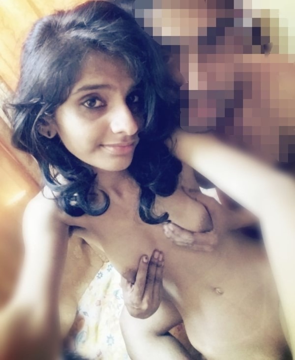 Skinny figured sexy Indian girls pics 30
