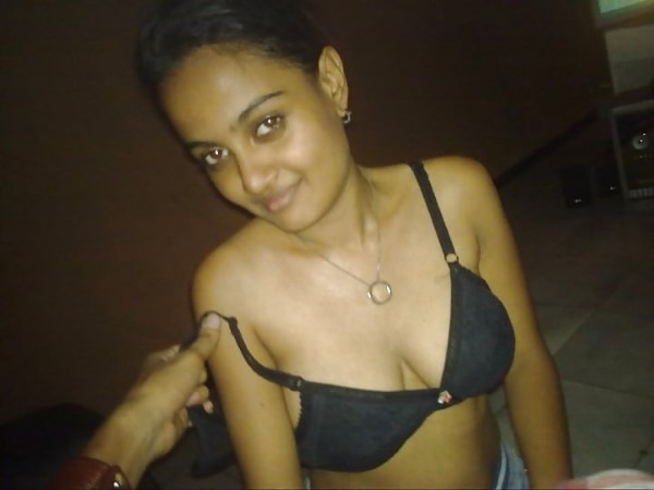 BF removing Indian girl's bra