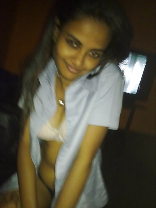 Desi dirty Indian girl pic