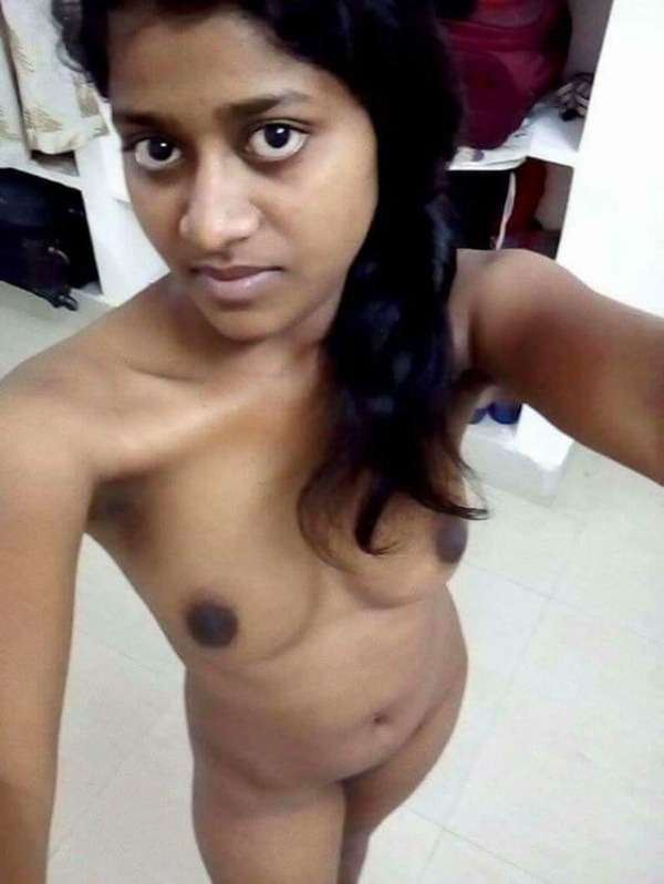Desi virgin girls sexy boob show 32
