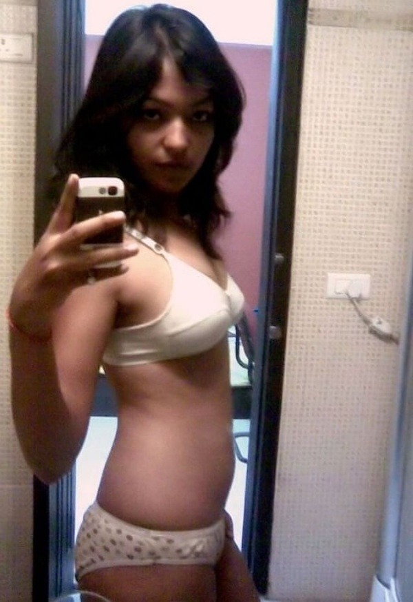 Nude picture collection of teen college girls 35