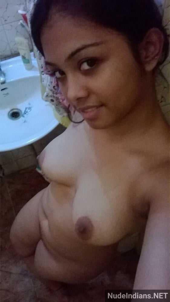 cute indian girl nangi bathroom selfie