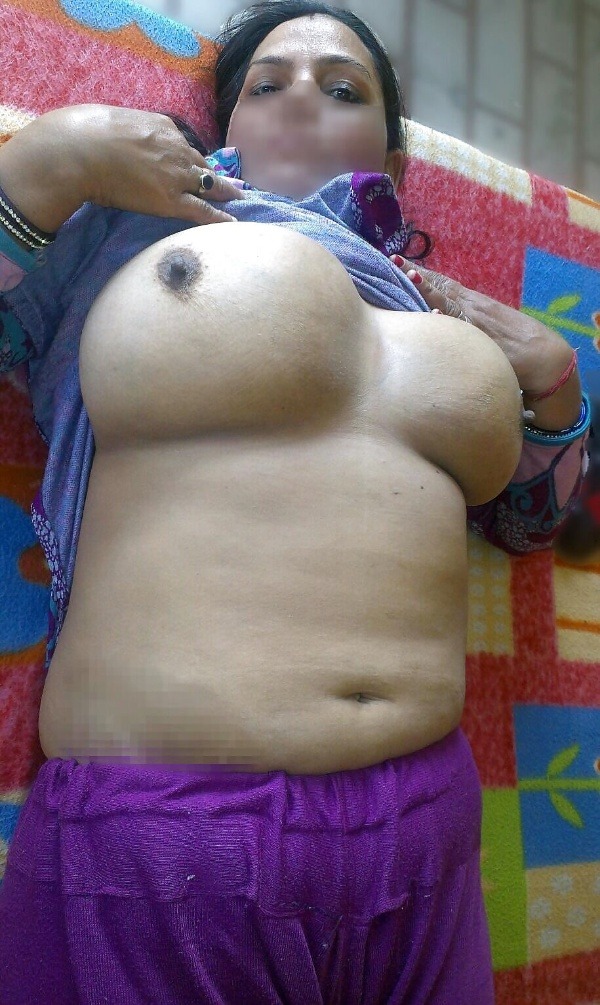 indian chubby bhabhi nudes gallery - 1