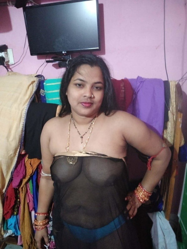 indian rural horny aunties pics - 38
