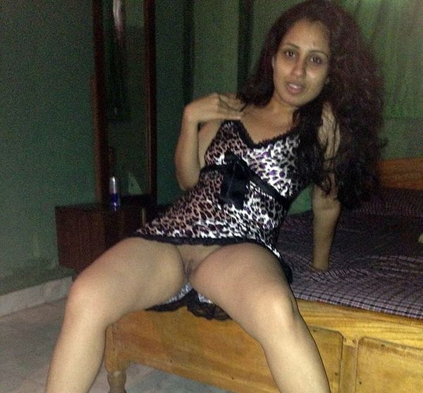 sexy indian nude girls gallery - 14