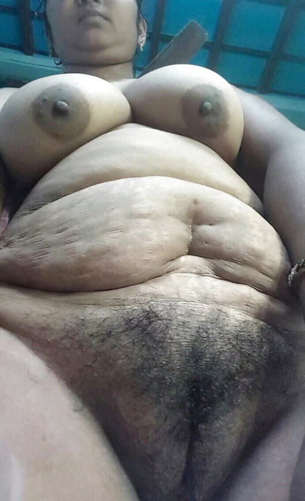 desi huge boobs ladies gallery - 31