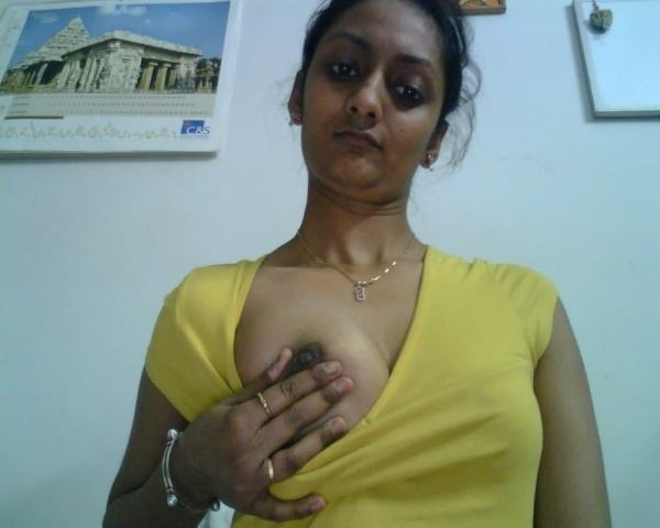 desi leaked xxx bhabhi photo sexy boobs ass - 5