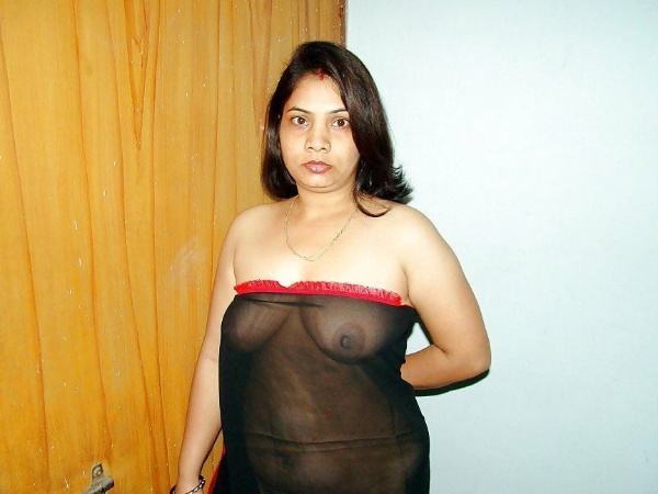 hot newly married desi bhabhi nude pic - 6