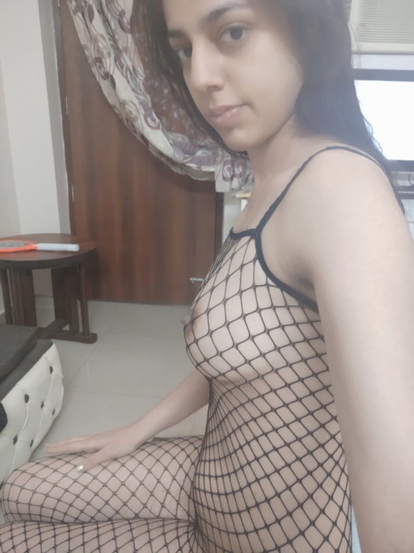 hottest gallery of indian girls boobs pics - 24