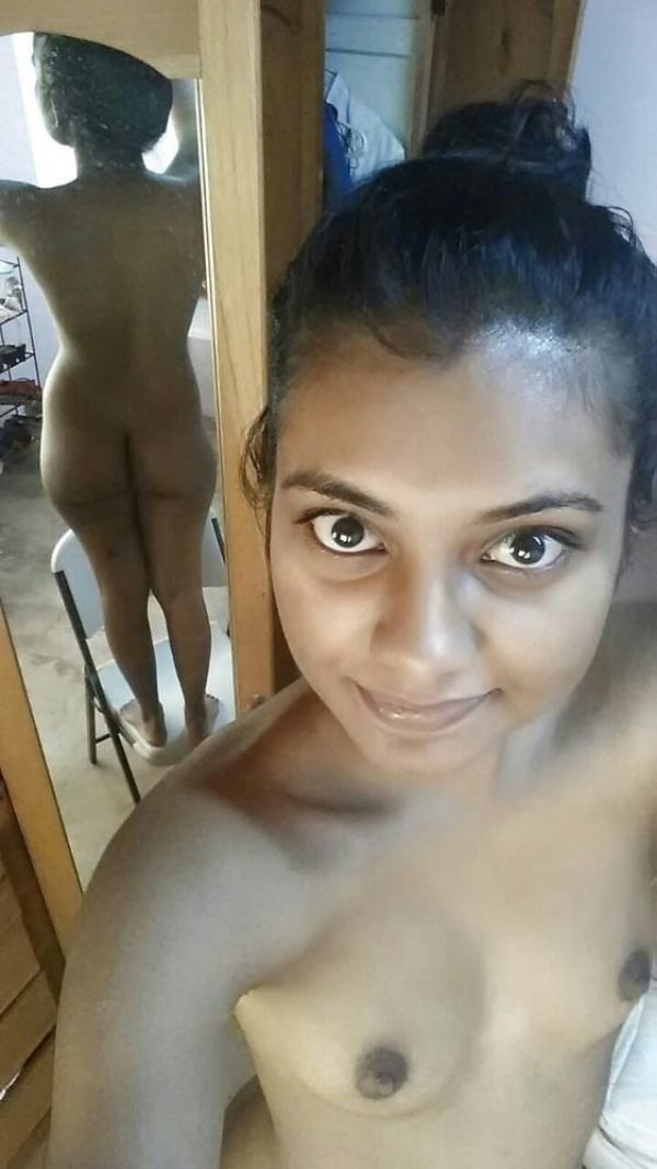 Nude Indian girls - NudeIndians.net