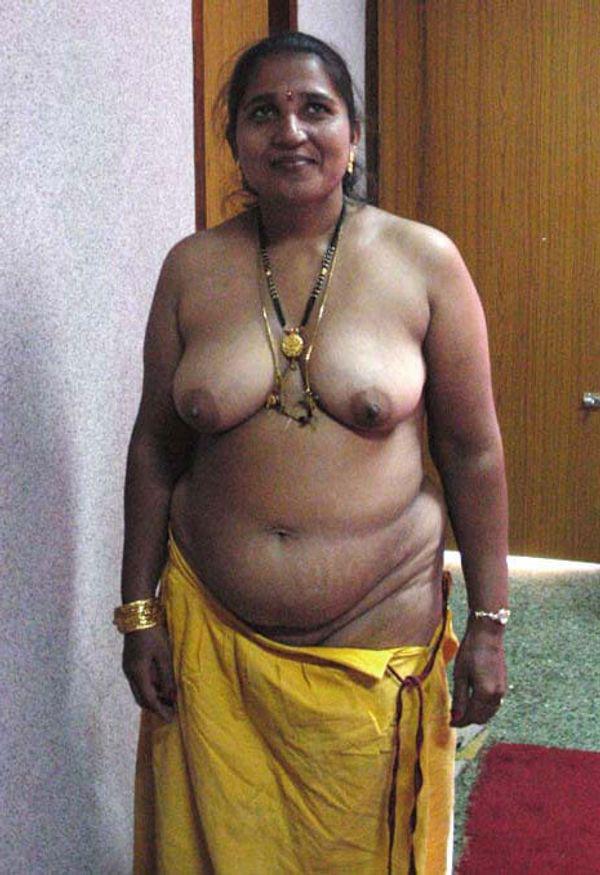 village nude indian aunty pics collection - 1