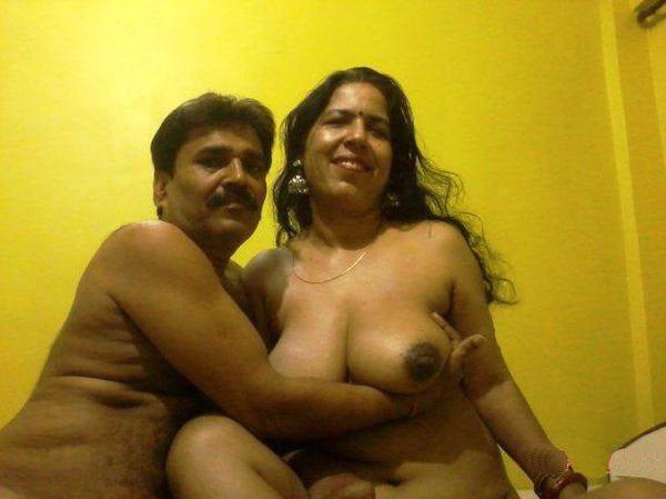 village nude indian aunty pics collection - 40