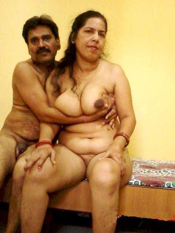 village nude indian aunty pics collection - 5