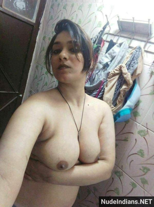 indian milf bhabhi nude pics - 3