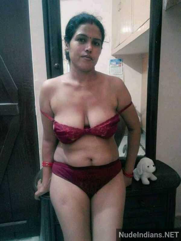 desi sexy nude bhabhi pics - 22