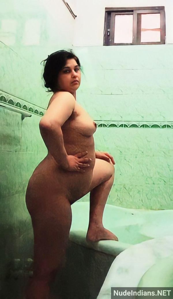 bbw punjabi aunty nude photos - 18