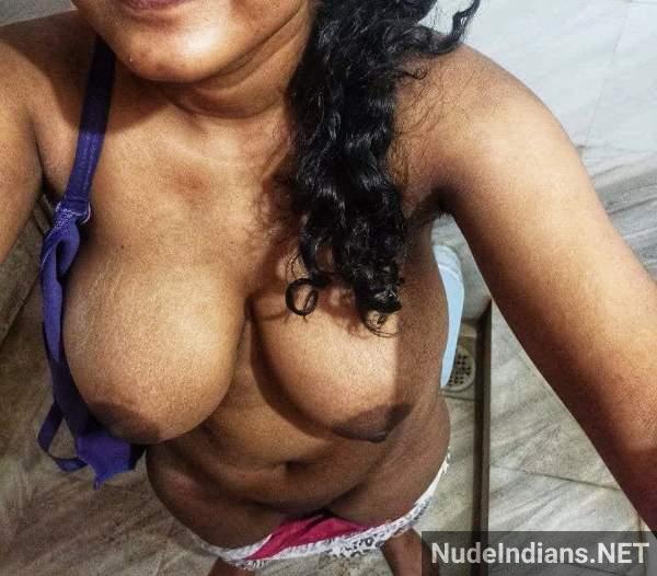 desi busty bhabhi porn pics - 23
