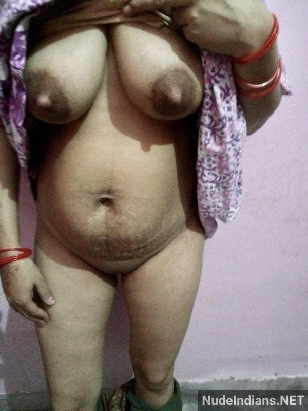 nude bhabhi boobs desi pics - 22