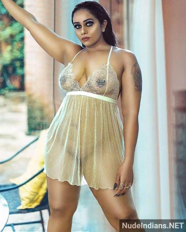 xnxx indian big boobs pics of nude bhabhi - 40