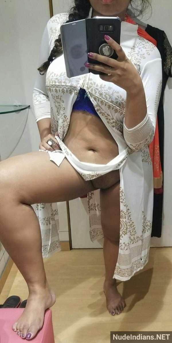 desi girls showing boobs ass in bra panty - 29