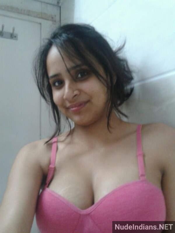 indian sex nude pics girls and bhabhi in lodge 18