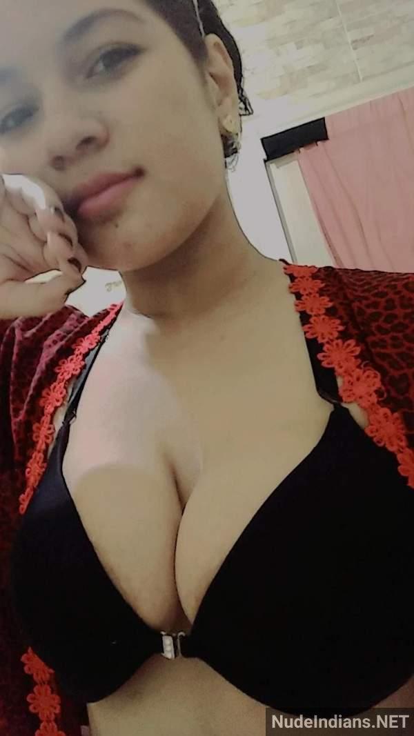 hot nude indian girl boobs pics 57