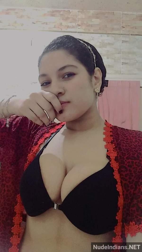 hot nude indian girl boobs pics 64