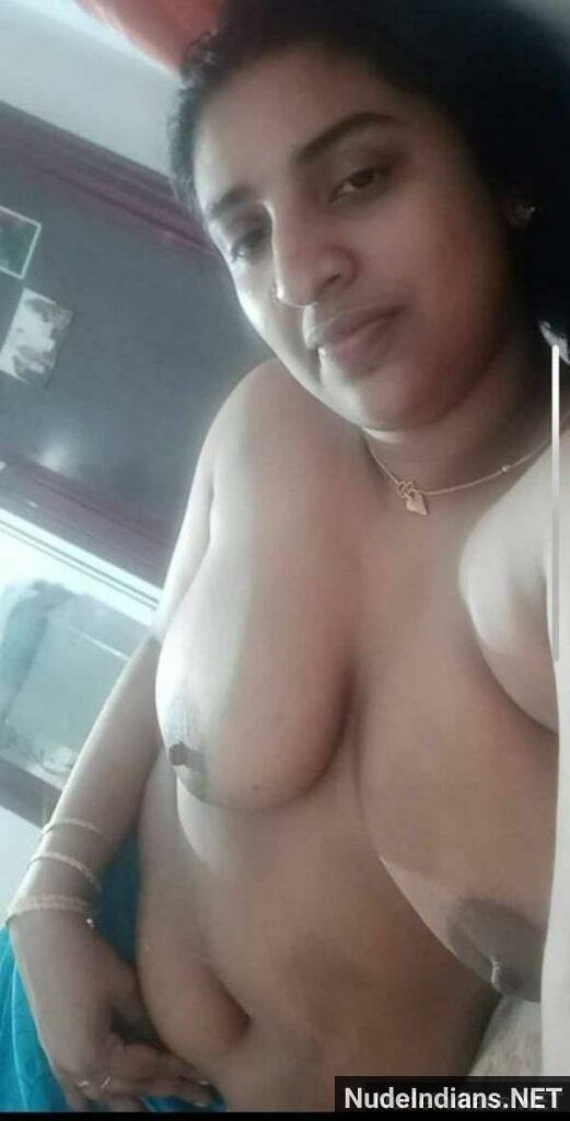 mature telugu aunty nudes of big boobs and ass 19