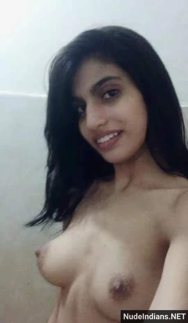 tamil nudeindian pics of hot girls and bhabhi 25