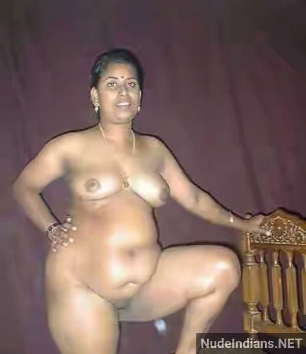 mature indian naked aunty pics - 20