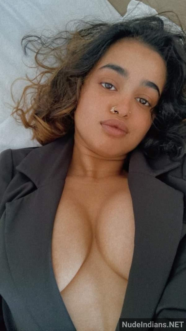 18 desi nude girl images pierced big boobs 11