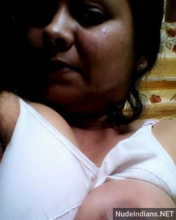 big boobs Indian aunty nude pictures 39