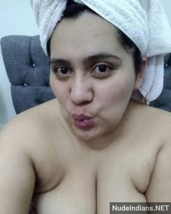 big boobs Indian aunty nude pictures 62