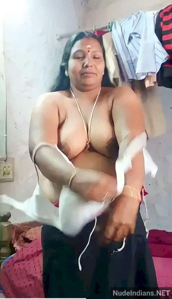 nude tamil aunty mulai and pundai pics 123