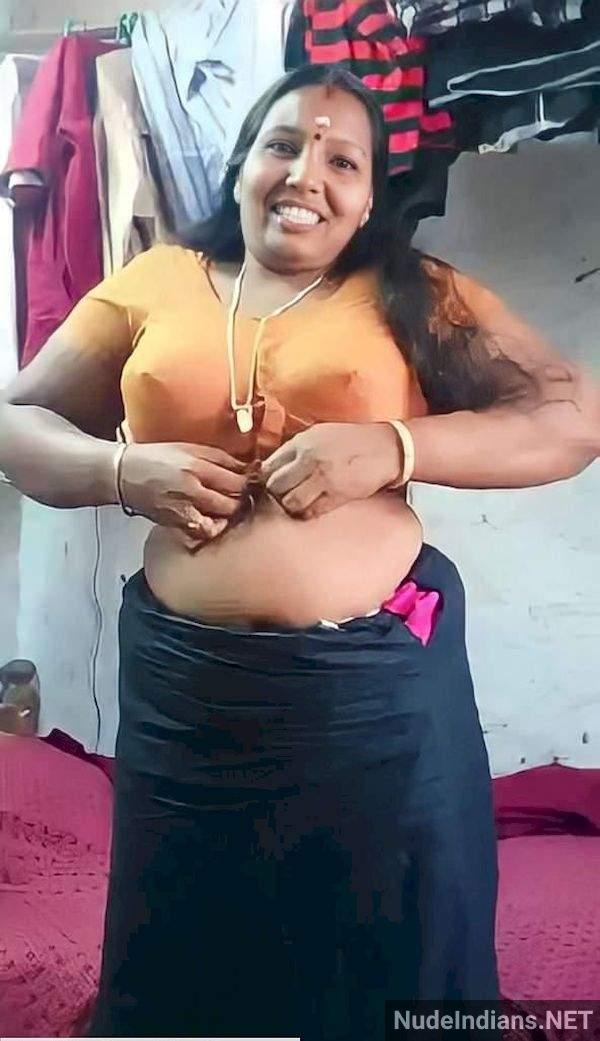 nude tamil aunty mulai and pundai pics 144
