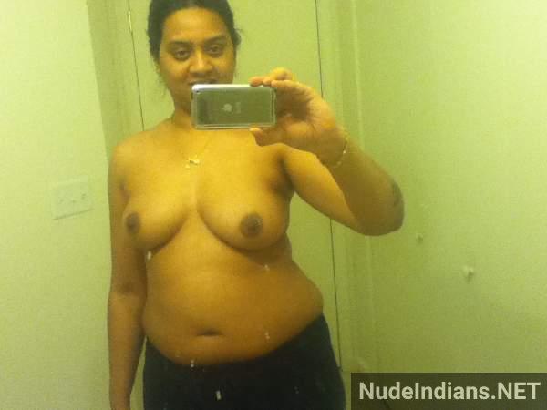 viral mature indian aunty naked photo 15