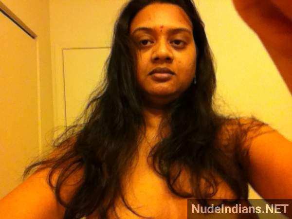 viral mature indian aunty naked photo 35