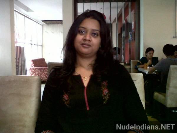 viral mature indian aunty naked photo 50
