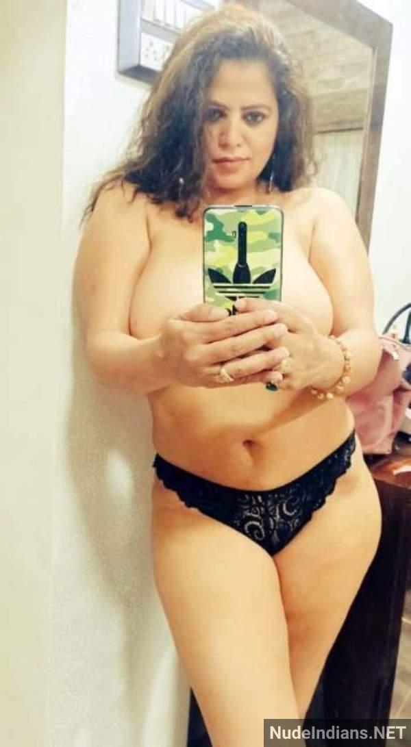 big boobs sapna bhabhi hot nude photos 15